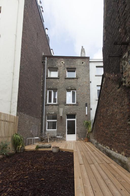 Les Chambres Du Petit Lion Brussels Exterior photo